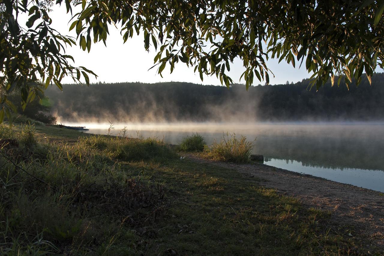Rybářská Chata U Sumce Stříbro Esterno foto